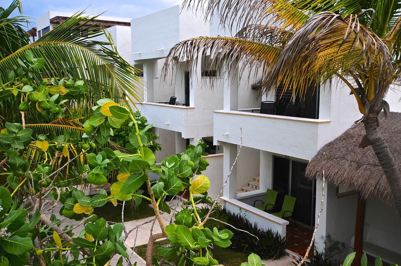 Marina Paraiso Isla Mujeres Hotel エクステリア 写真